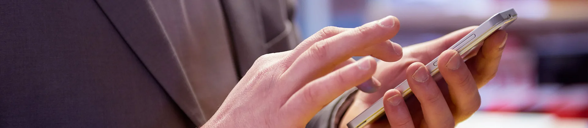 prenota un appuntamento telefonico con il consulente di viaggi e vacanze